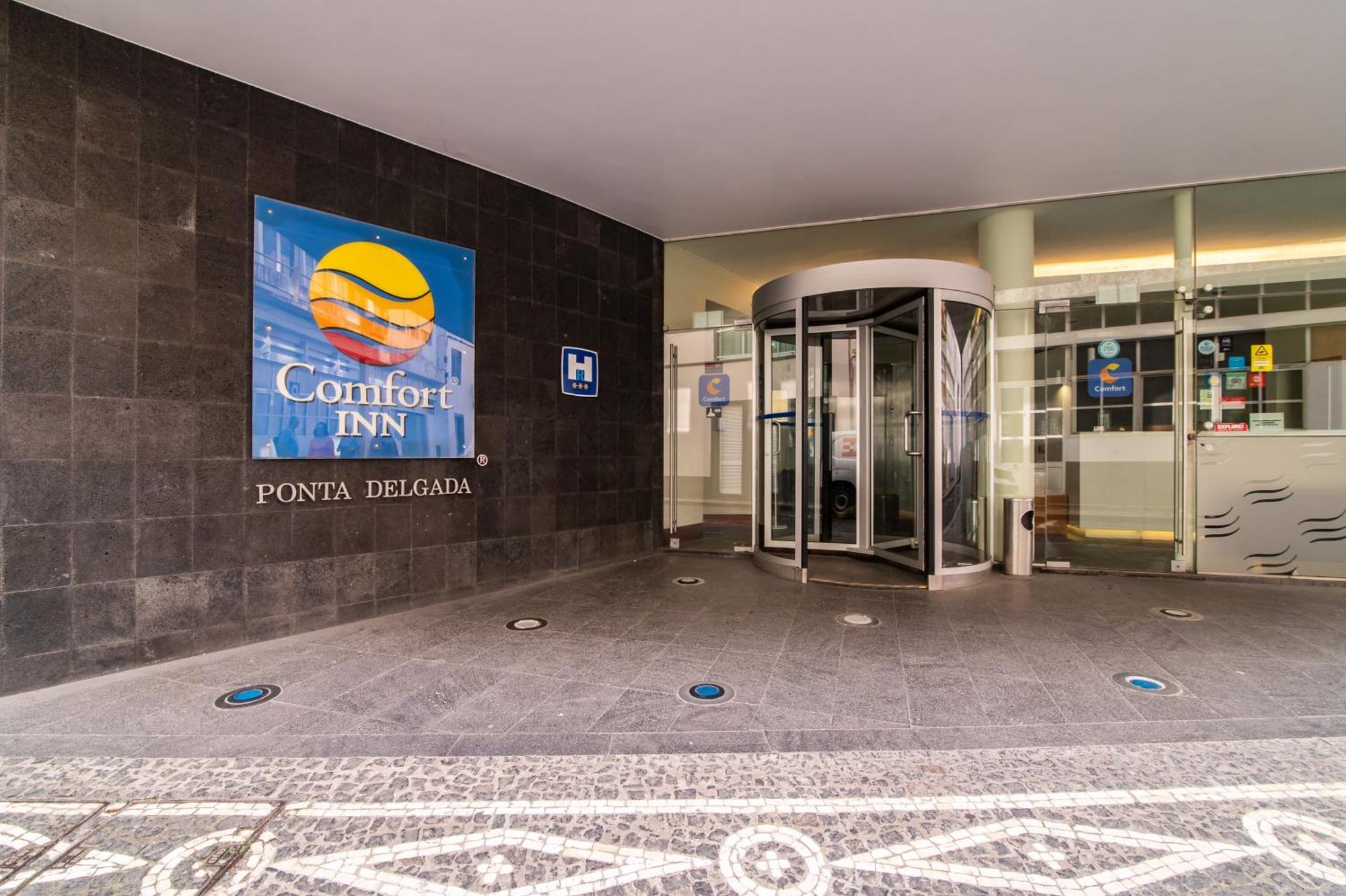 Hotel Comfort Inn Ponta Delgada מראה חיצוני תמונה