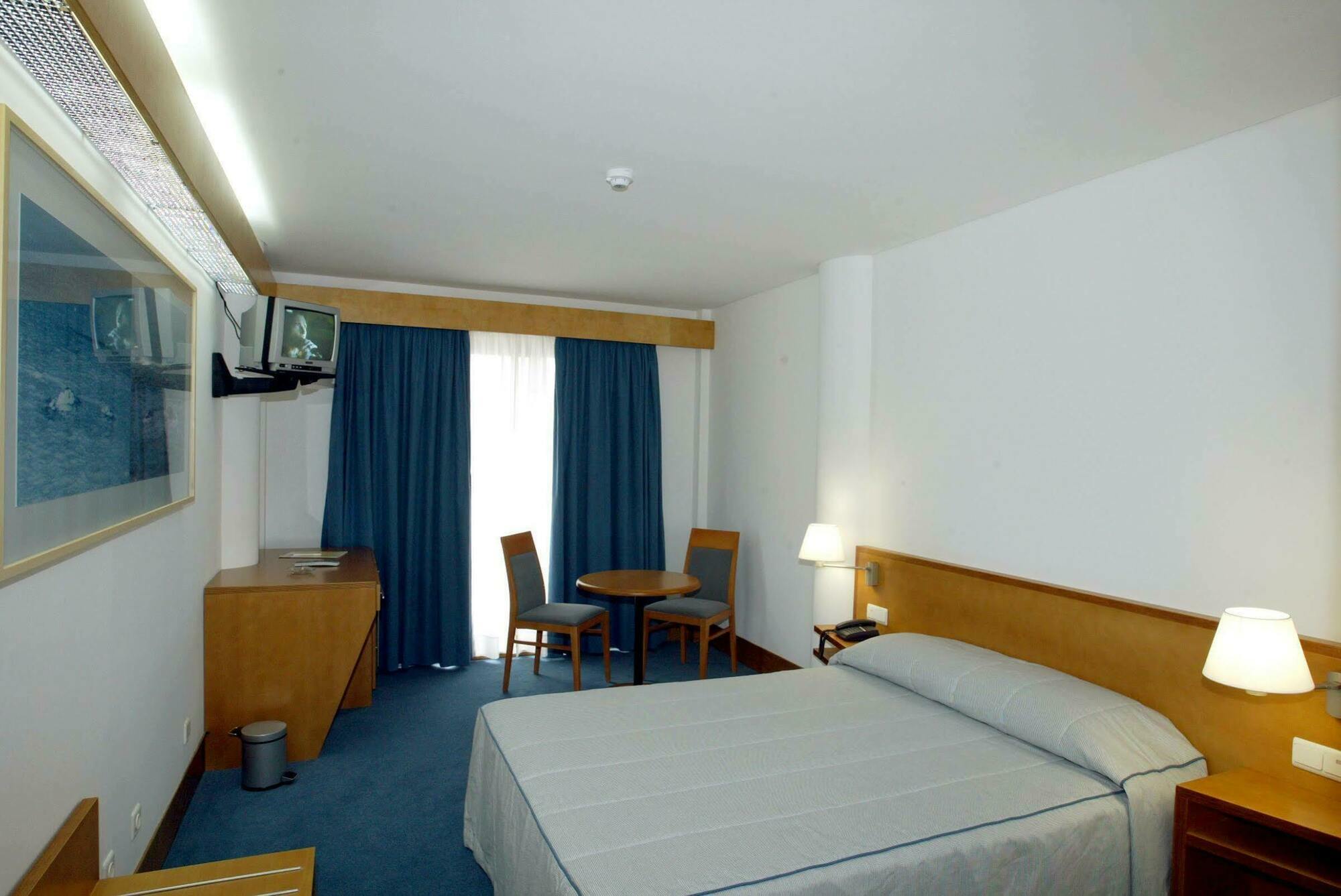 Hotel Comfort Inn Ponta Delgada מראה חיצוני תמונה